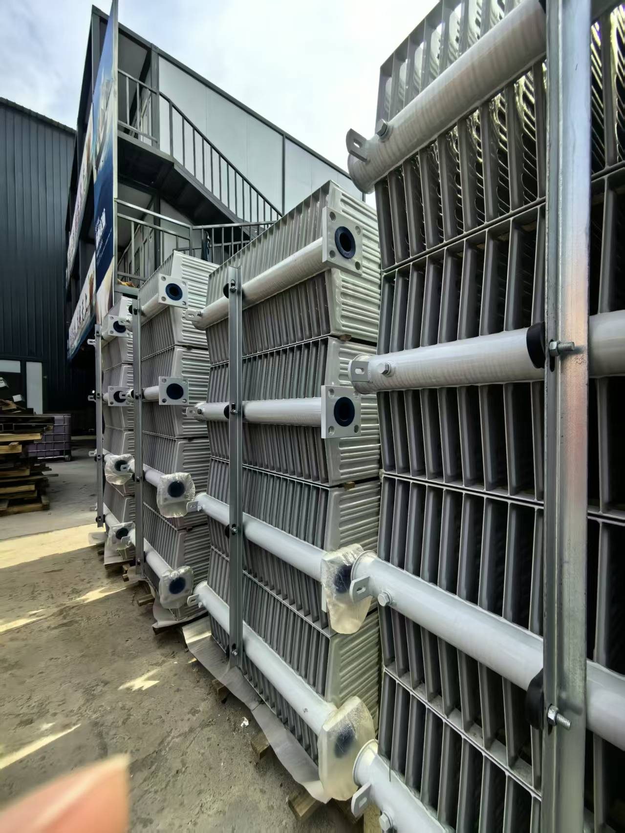 304 stainless steel transformer panel radiator manufactured by LEOtherm